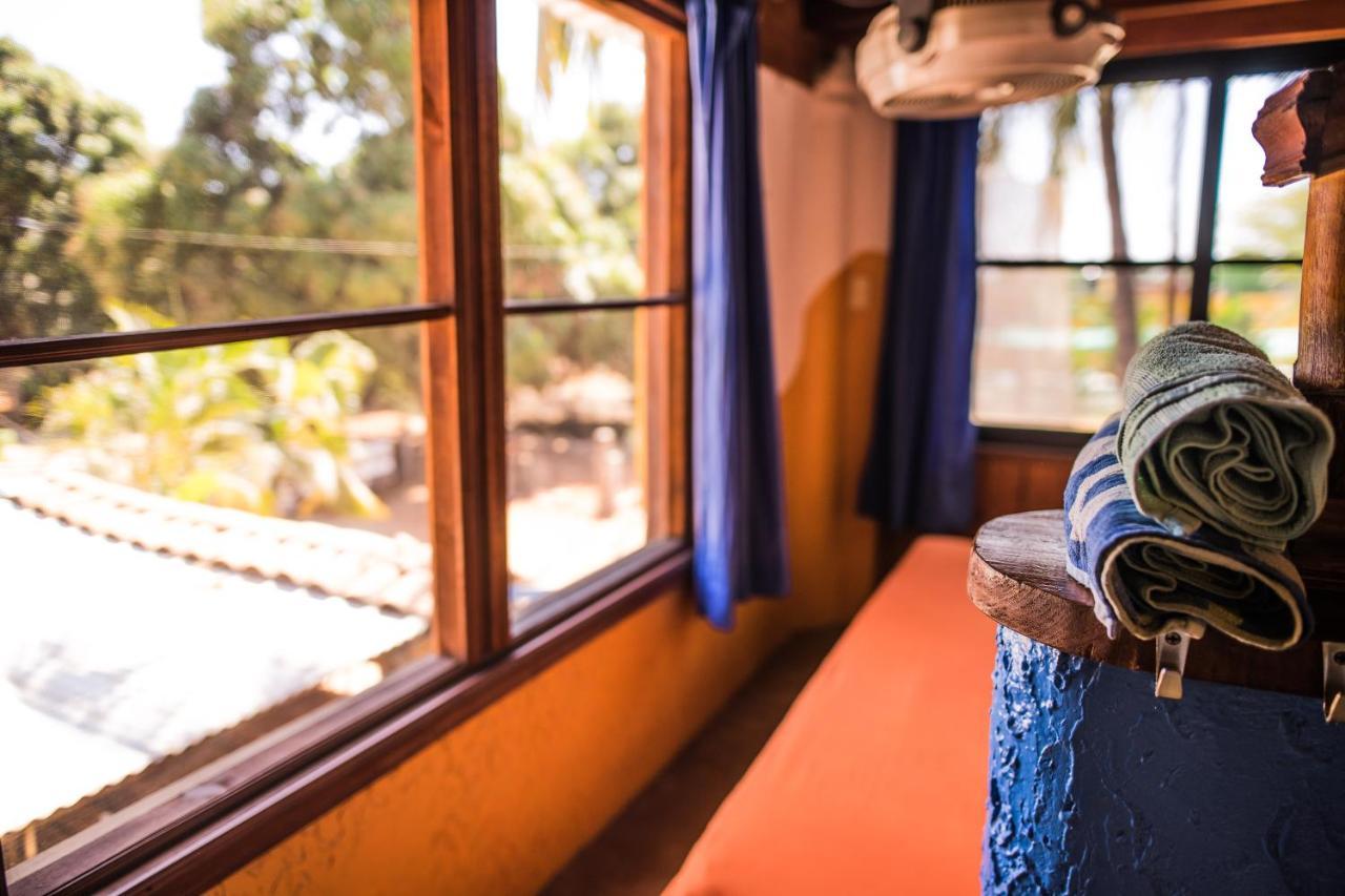 Tower Bridge Hostel Puerto Escondido  Εξωτερικό φωτογραφία