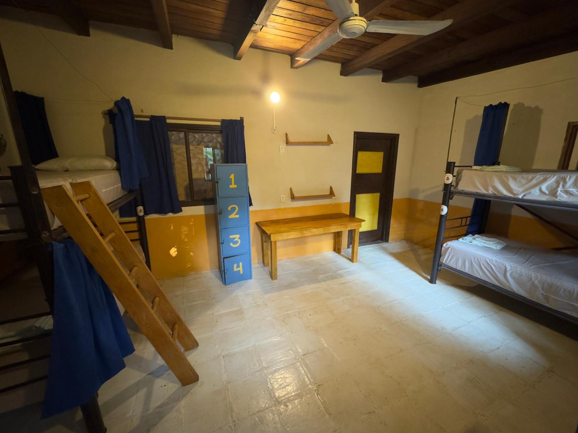 Tower Bridge Hostel Puerto Escondido  Εξωτερικό φωτογραφία